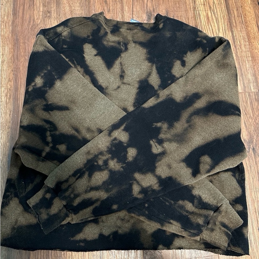 Sweatshirt - Picture 2 of 2